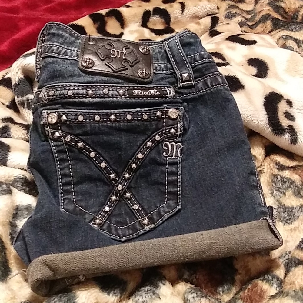 MISS ME  jean cut off shorts